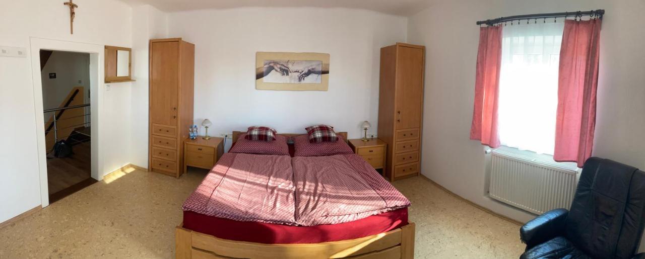 Guest House Luft Sneznik Екстериор снимка
