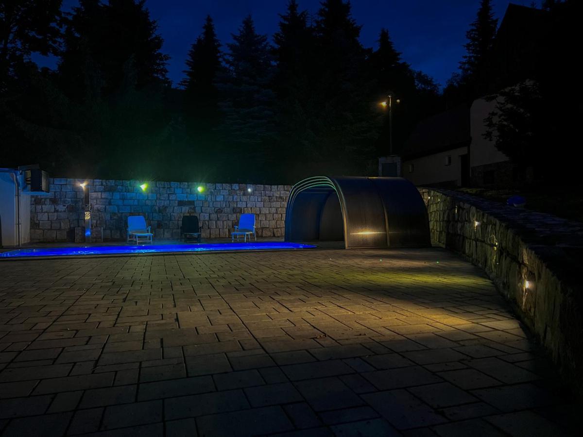 Guest House Luft Sneznik Екстериор снимка