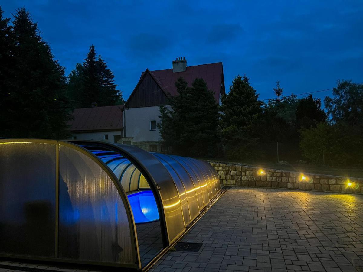 Guest House Luft Sneznik Екстериор снимка