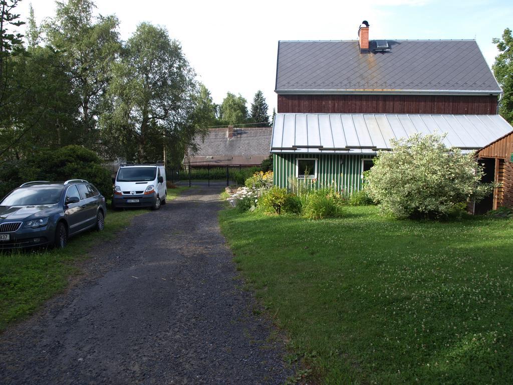 Guest House Luft Sneznik Екстериор снимка